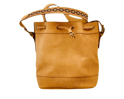 Morral Leather Handbag